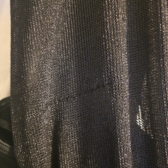 Elegant Black Evening Dress - Picture 5 of 6